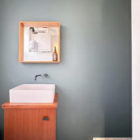 In Former Bathhouse. Free Parking Apartment