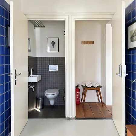 Apartment In Former Bathhouse. Free Parking *