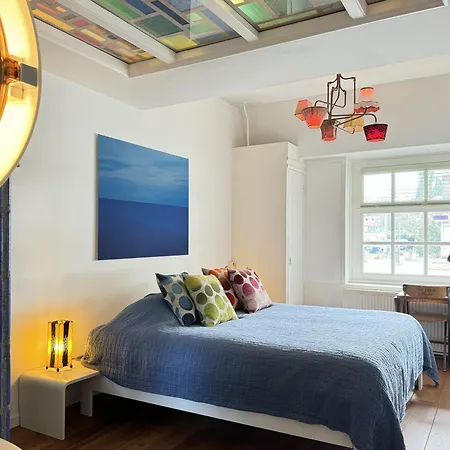 Apartment In Former Bathhouse. Free Parking Amsterdam