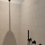 In Former Bathhouse アパート