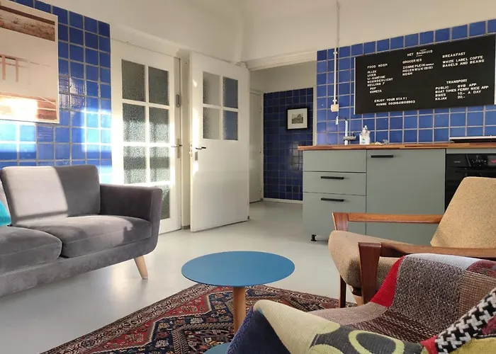 In Former Bathhouse شقة *