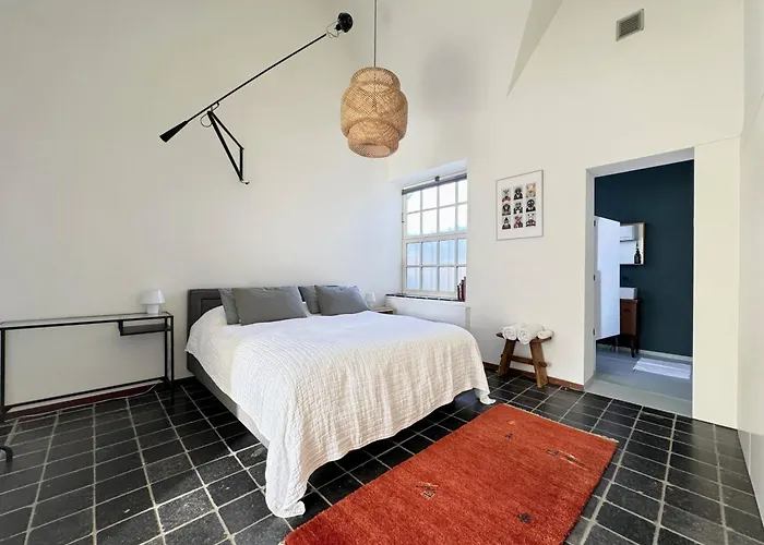 In Former Bathhouse شقة أمستردام