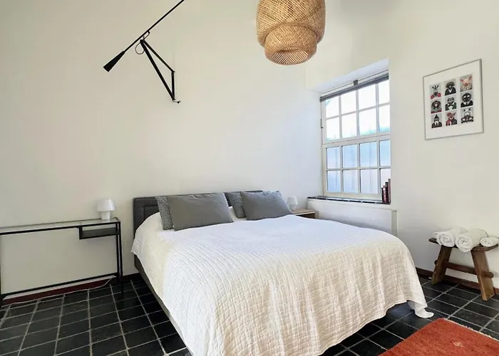 In Former Bathhouse شقة *