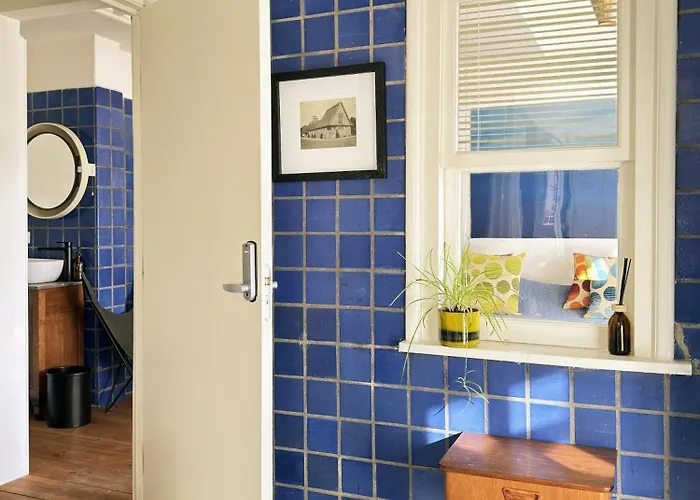 In Former Bathhouse * أمستردام