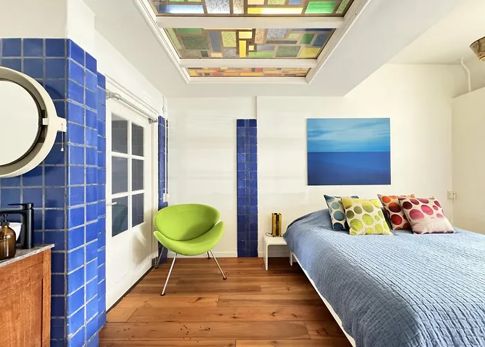 شقة In Former Bathhouse *