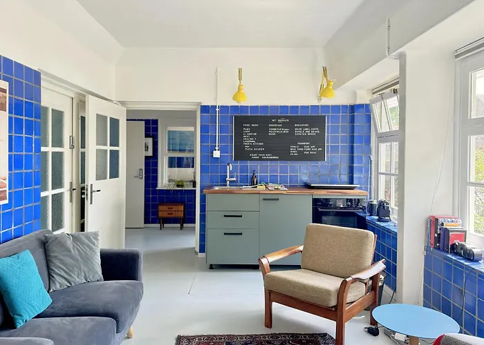 In Former Bathhouse أمستردام