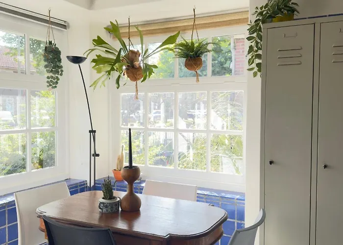 In Former Bathhouse * أمستردام